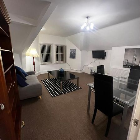 No 5 - Large 1 Bed Near Sefton Park And Lark Lane Liverpool Exterior foto